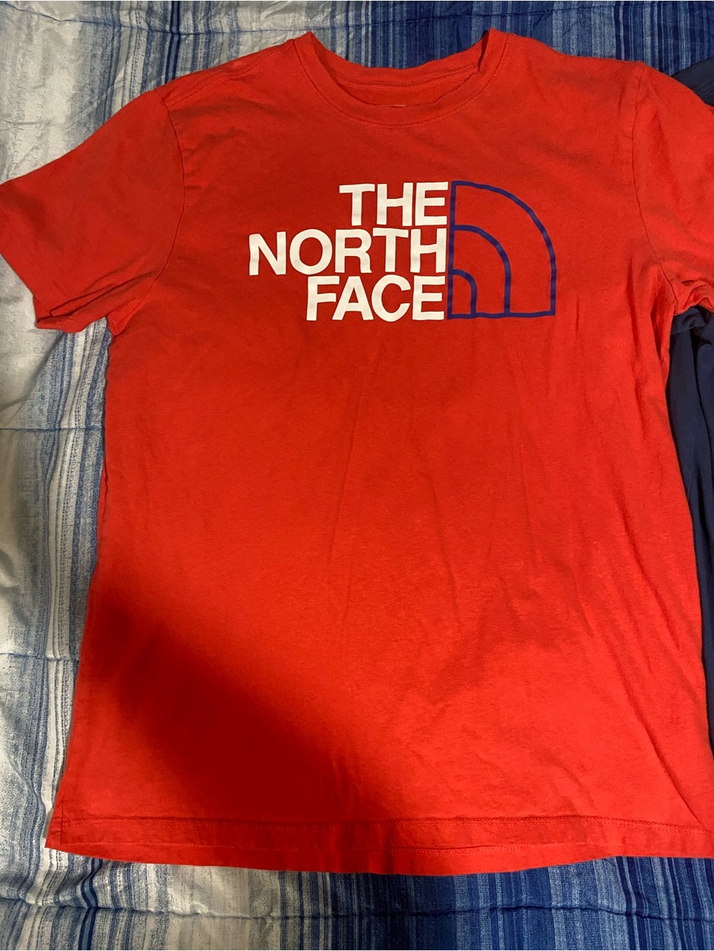 The North Face Mens Short-Sleeve Logo Tee Duo in Red and Navy Blue - Picture 2 of 6